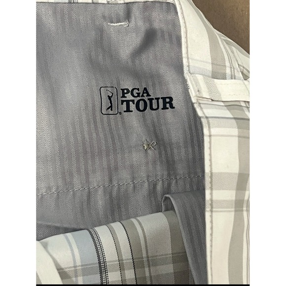 PGA Tour‎ Plaid Golf Shorts - Picture 2 of 16